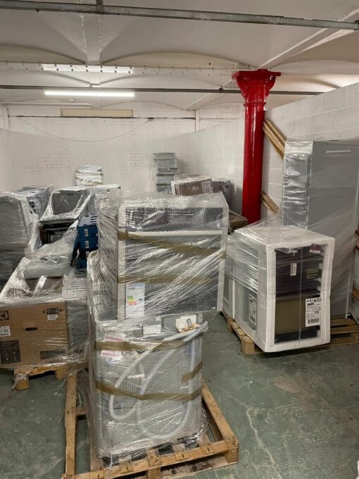 TRUCKLOAD OF ASSORTED INTEGRATED EX-DISPLAY WHITE GOODS ASSORTED TO INCLUDE NEFF, SAMSUNG,MEILE