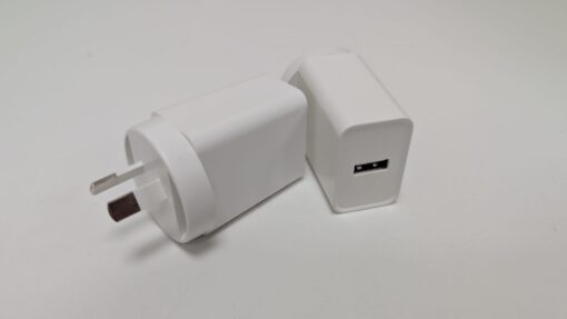 AUSTRALIAN USB WALL PLUGS (APPROX. 472 UNITS TOTAL)