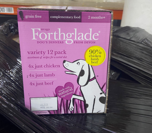 1 PALLET OF 98 X (12X395G) FORTHGLADE COMPLEMENTARY WET DOG FOOD VARIETY PACK. BBE: 07/25