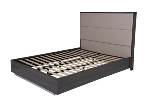 1 X PALLET OF BELLA HIGH GLOSS CASHMERE AND SLATE COLLECTION FURNITURE TO INCLUDE KINGSIZE BED, NIGHTSTAND, 3 DRAWER DRESSER & 4 DRAWER TALL WIDE CHEST (MULTIPLE PALLETS AVAILABLE)